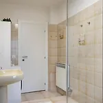 Casa More, Ospitar 아파트 *
